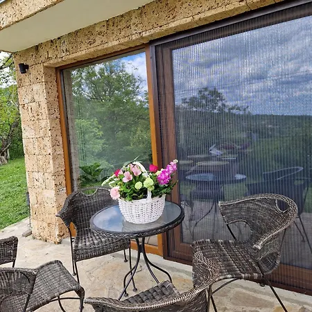 Dedovina Pakovrace Nyaraló *