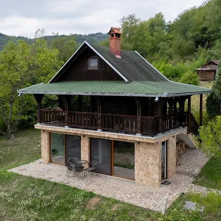 Dedovina Pakovrace Nyaraló *